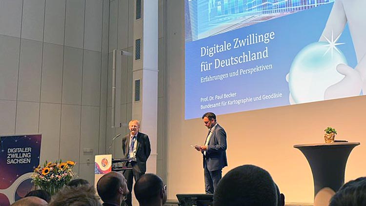 Prof. Dr. Paul Becker, Präsident des BKG sprach über den Digitalen Zwilling Deutschland.